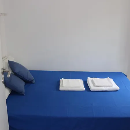 Alfama Valle Lisbon Room photo