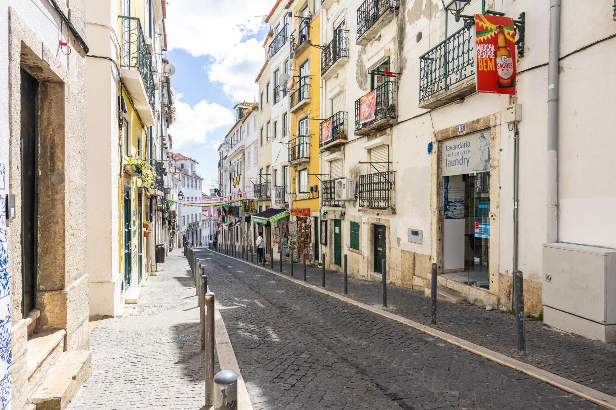 Alfama Valle * Lisbon